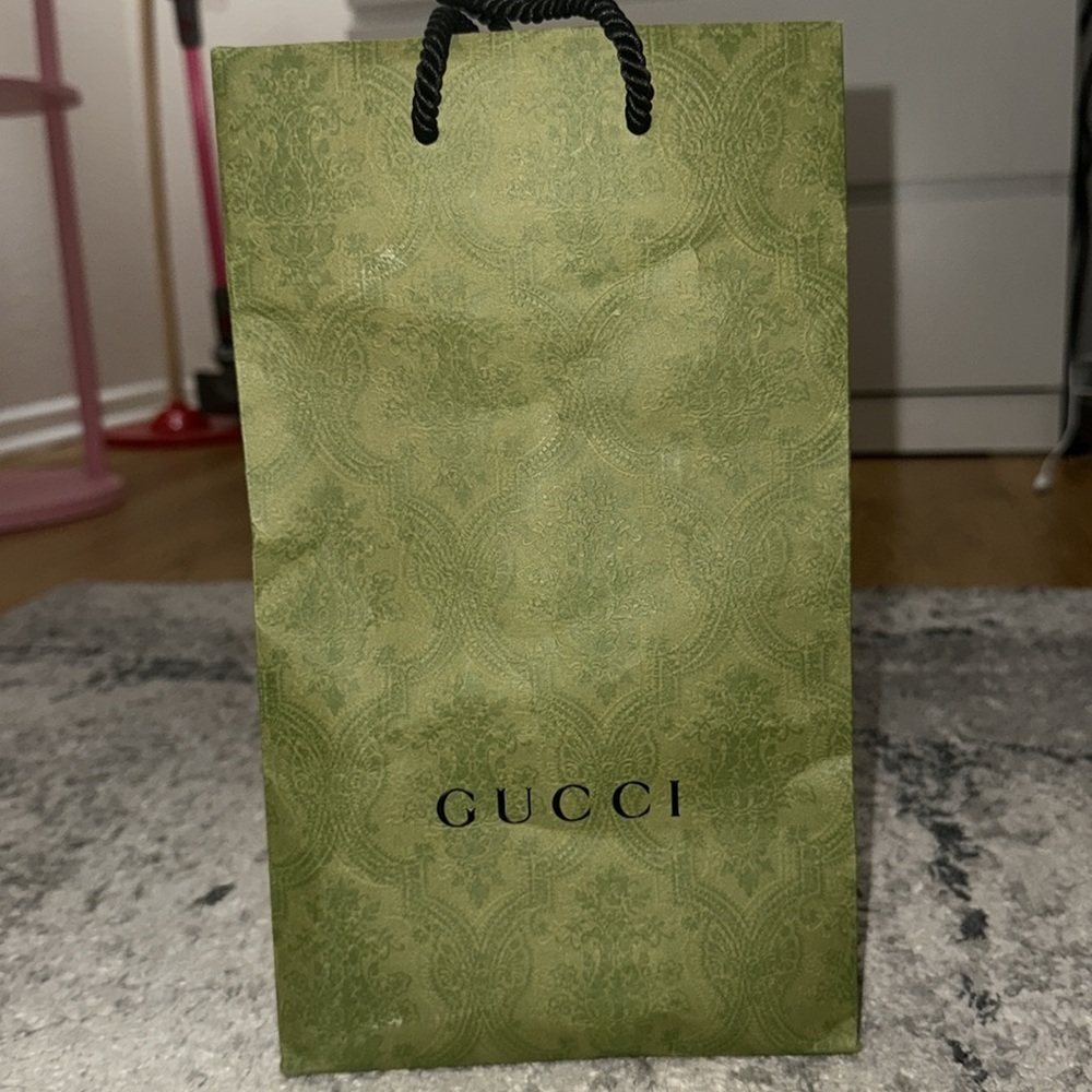 Gucci limited edition gift bag - Picture 2 of 3